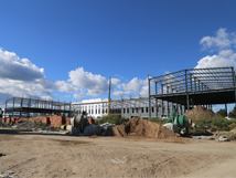 承德亞歐果仁有限公司在建杏核破碎、杏仁脫苦車間項(xiàng)目初見規(guī)模